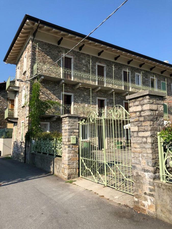 Villa Ma Maison Art Brovello-Carpugnino Exterior foto